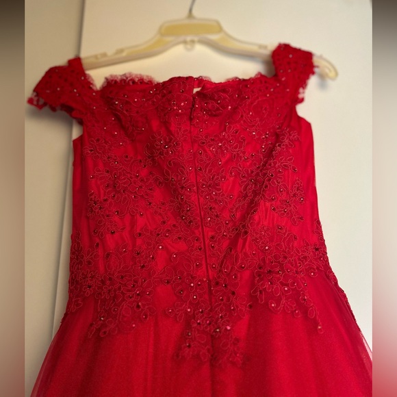 I am selling my long red prom dress. I only worn it once - Picture 6 of 10